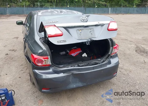 2011 Toyota Corolla Le z USA, uszkodzony, nr VIN 2T1BU4EE6BC639260